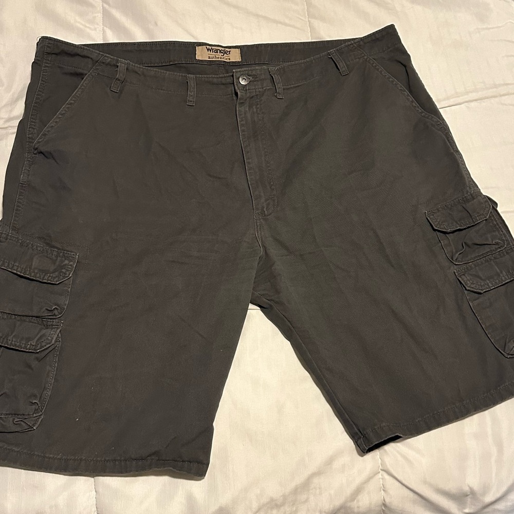 Wrangler Gray Cargo Shorts Lightweight Casual
